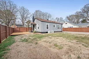 264 E McNeely Ave, Mooresville, NC 28115 - Photo 18