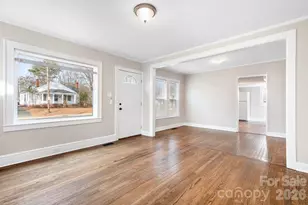 264 E McNeely Ave, Mooresville, NC 28115 - Photo 4