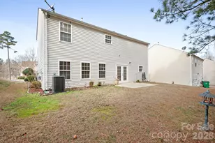 6602 Forest Cross Dr, Charlotte, NC 28216 - Photo 22