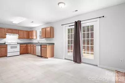 6602 Forest Cross Drive, Charlotte, NC 28216 - Photo 10