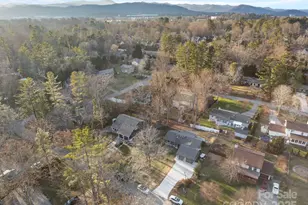 17 Berry Ln, Fletcher, NC 28732 - Photo 46