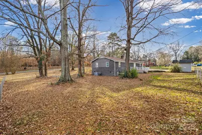 8610 Douglas Drive, Charlotte, NC 28217 - Photo 2