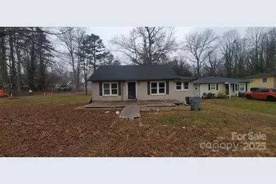 4001 Durham Lane, Charlotte, NC 28269 - Photo 1
