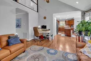 4711 Mountain Point Ln, Charlotte, NC 28216 - Photo 8