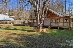 102 Garnett Trace Rd, Franklin, NC 28734 - Photo 2