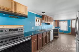 102 Garnett Trace Rd, Franklin, NC 28734 - Photo 10