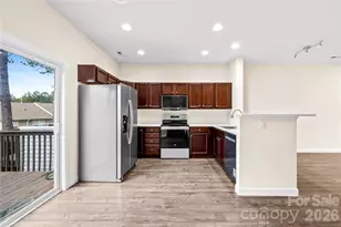 15558 Stronvar House Ln, Charlotte, NC 28277 - Photo 14