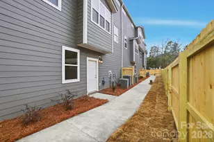 8927 8929 8931 8935 Sharonbrook Dr, Charlotte, NC 28210 - Photo 36