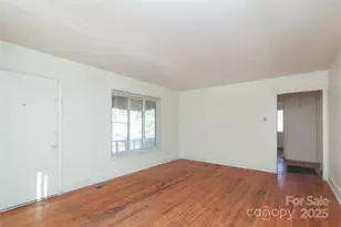 2617 Clydesdale Terrace, Charlotte, NC 28208 - Photo 8