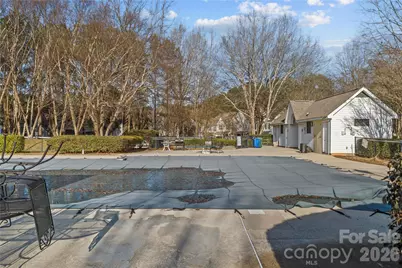 10923 Holly Ridge Boulevard, Charlotte, NC 28216 - Photo 30