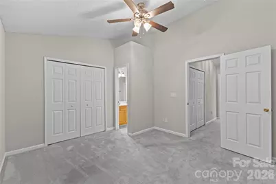 10923 Holly Ridge Boulevard, Charlotte, NC 28216 - Photo 16