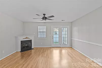 10923 Holly Ridge Boulevard, Charlotte, NC 28216 - Photo 12