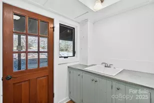 241 Pinefield Dr, Tryon, NC 28782 - Photo 6