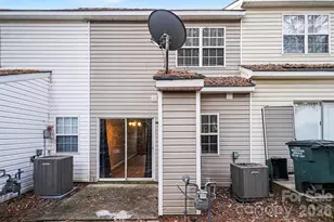 1825 Birch Heights Ct, Charlotte, NC 28213 - Photo 16