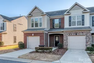 2240 Kensington Station Pkwy, Charlotte, NC 28210 - Photo 2