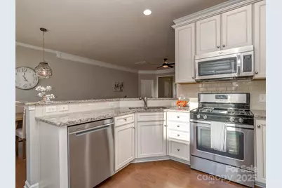 2240 Kensington Station Parkway, Charlotte, NC 28210 - Photo 12