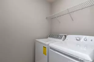 2240 Kensington Station Pkwy, Charlotte, NC 28210 - Photo 24