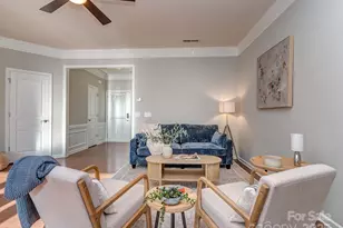 2240 Kensington Station Pkwy, Charlotte, NC 28210 - Photo 6