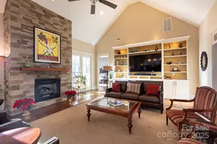 2852 Attaberry Dr, Charlotte, NC 28205 - Photo 6