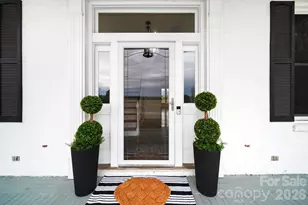 1004 Four Mile Loop, Cheraw, SC 29520 - Photo 6