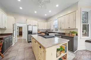 1004 Four Mile Loop, Cheraw, SC 29520 - Photo 10