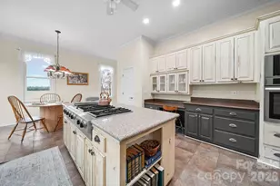 1004 Four Mile Loop, Cheraw, SC 29520 - Photo 8