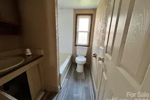 97 Oakland Dr, Burnsville, NC 28714 - Photo 10