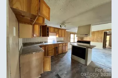 97 Oakland Drive, Burnsville, NC 28714 - Photo 4