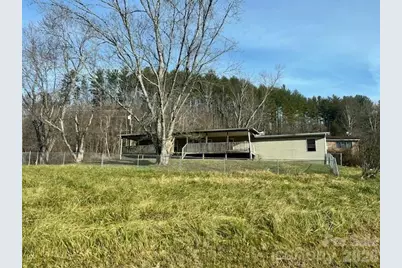 97 Oakland Drive, Burnsville, NC 28714 - Photo 2