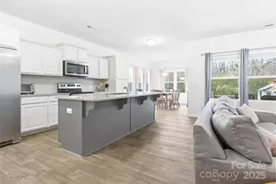 1328 Oakhurst Dr, Waxhaw, NC 28173 - Photo 6