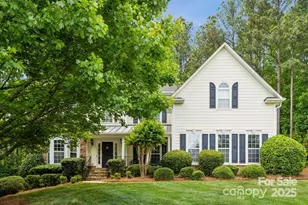 109 Braxton Gate Ct, Mount Holly, NC 28120 - Photo 2