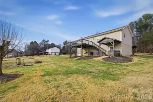 3902 Leah Belle Ln, Lenoir, NC 28645 - Photo 4