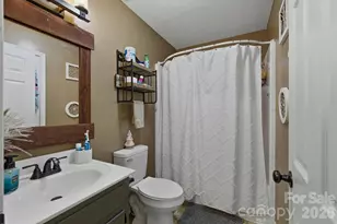 3902 Leah Belle Ln, Lenoir, NC 28645 - Photo 20