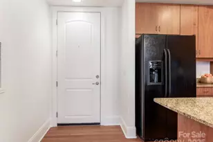 4625 Piedmont Row Dr, Charlotte, NC 28210 - Photo 2