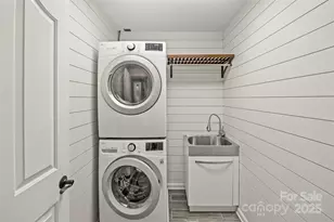 11025 Thornhill Club Dr, Charlotte, NC 28277 - Photo 28