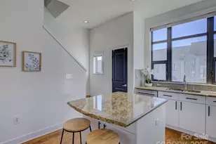 636 Garden District Dr, Charlotte, NC 28202 - Photo 10