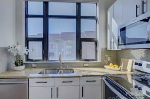 636 Garden District Dr, Charlotte, NC 28202 - Photo 12