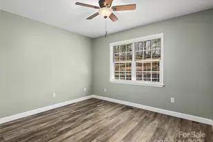 309 Derby Ln, Hendersonville, NC 28739 - Photo 28