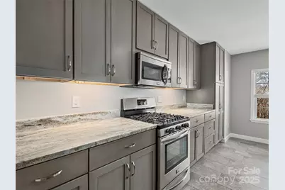 309 Derby Lane, Hendersonville, NC 28739 - Photo 16