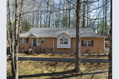 309 Derby Lane, Hendersonville, NC 28739 - Photo 2