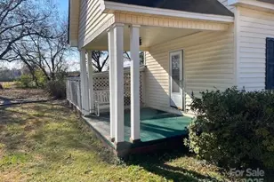 1609 School Ave, Gastonia, NC 28052 - Photo 2