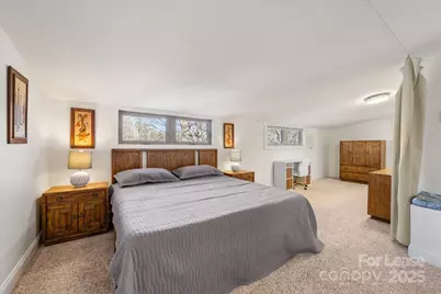 5712 Oak Drive, Charlotte, NC 28216 - Photo 22