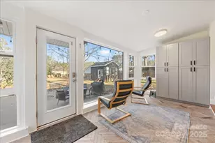 5712 Oak Dr, Charlotte, NC 28216 - Photo 32