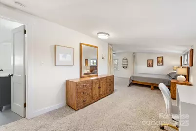 5712 Oak Drive, Charlotte, NC 28216 - Photo 24