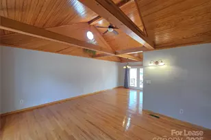 256 Georgewoods Dr, Dallas, NC 28034 - Photo 2