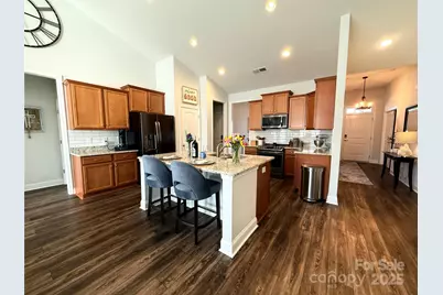 136 Wylie Trail, Statesville, NC 28677 - Photo 2