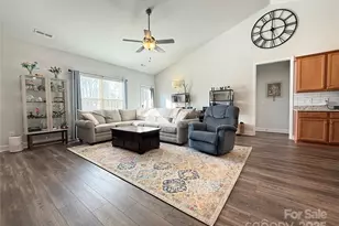 136 Wylie Trail, Statesville, NC 28677 - Photo 6