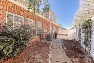 8127 Oratorio Pl, Charlotte, NC 28270 - Photo 38