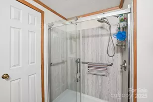 204 Cranbrook Cir, Hendersonville, NC 28792 - Photo 26