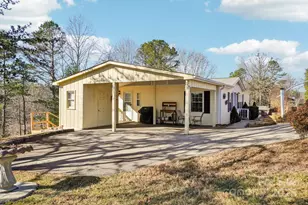 204 Cranbrook Cir, Hendersonville, NC 28792 - Photo 6